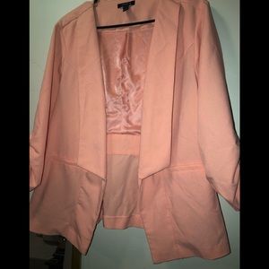 Lightweight 3/4 sleeve pink blazer